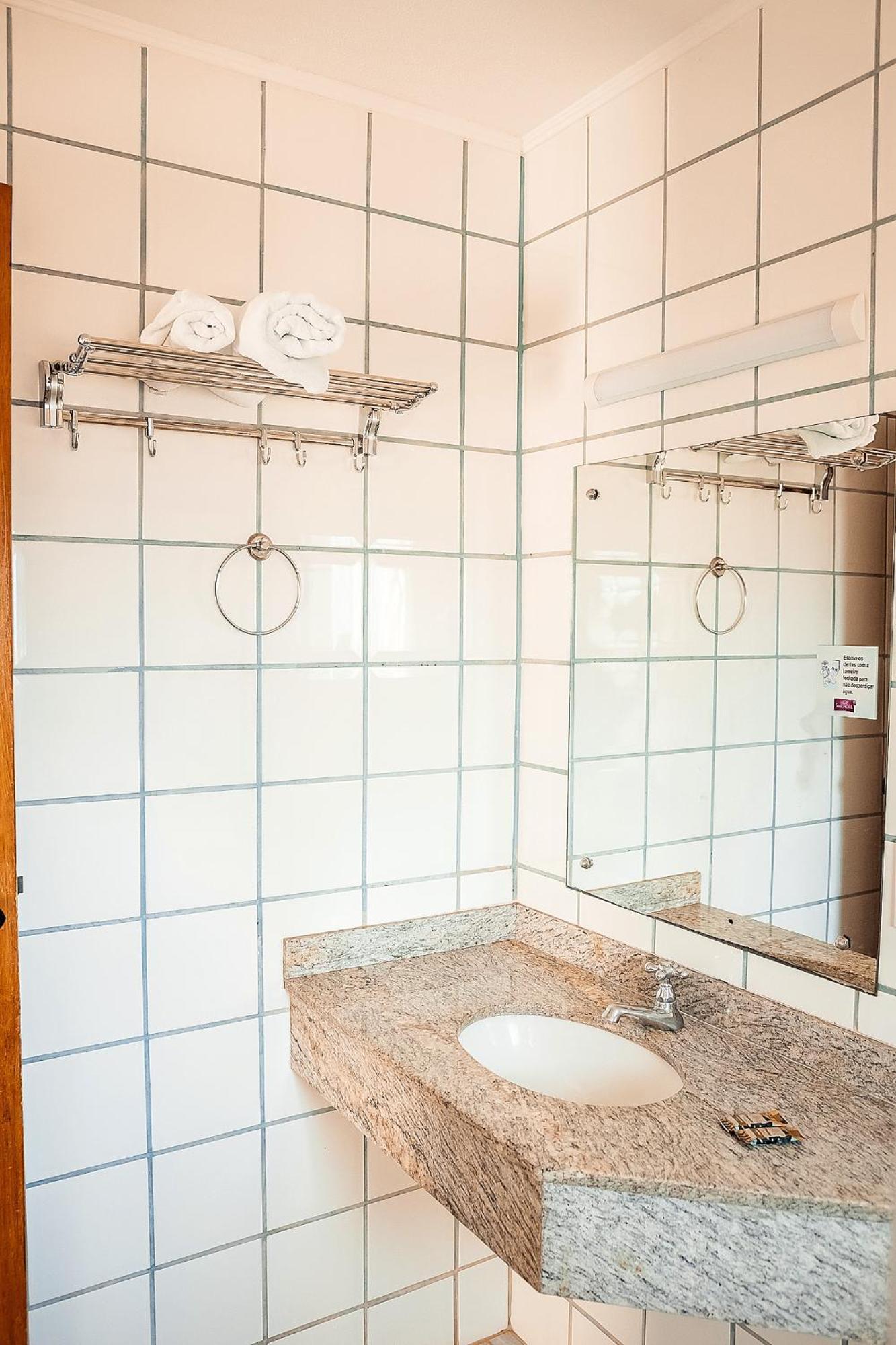 Sakr Hotel Penápolis Eksteriør billede