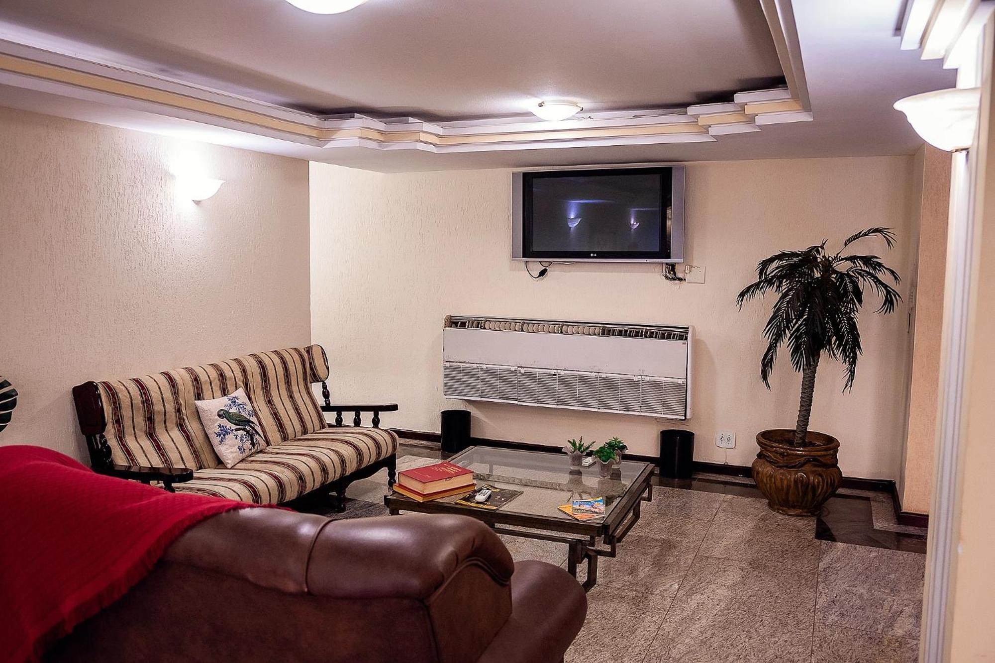 Sakr Hotel Penápolis Eksteriør billede